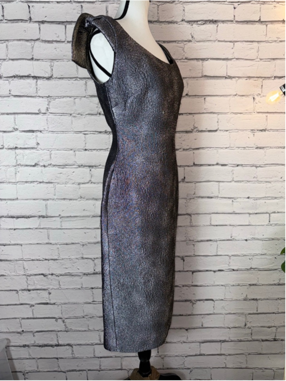 Women's Antonio Berardi Dress Silver Metallic Sheath Modern Size 6 (EU 42) NWT - Picture 14 of 16